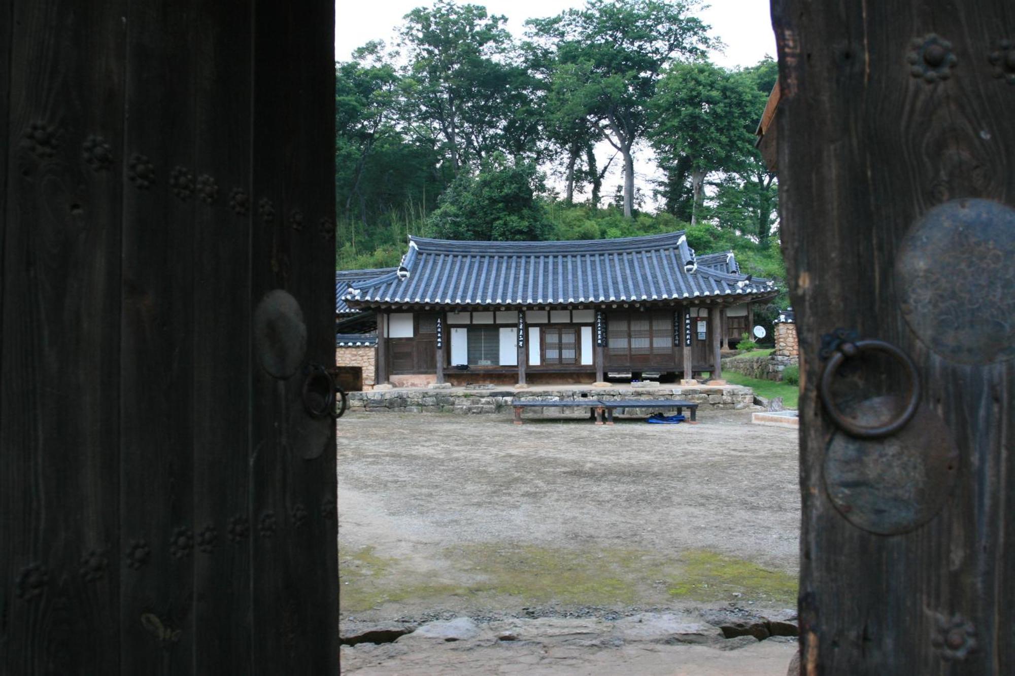 Jinrae Lee'S Traditional House Poszong Kültér fotó