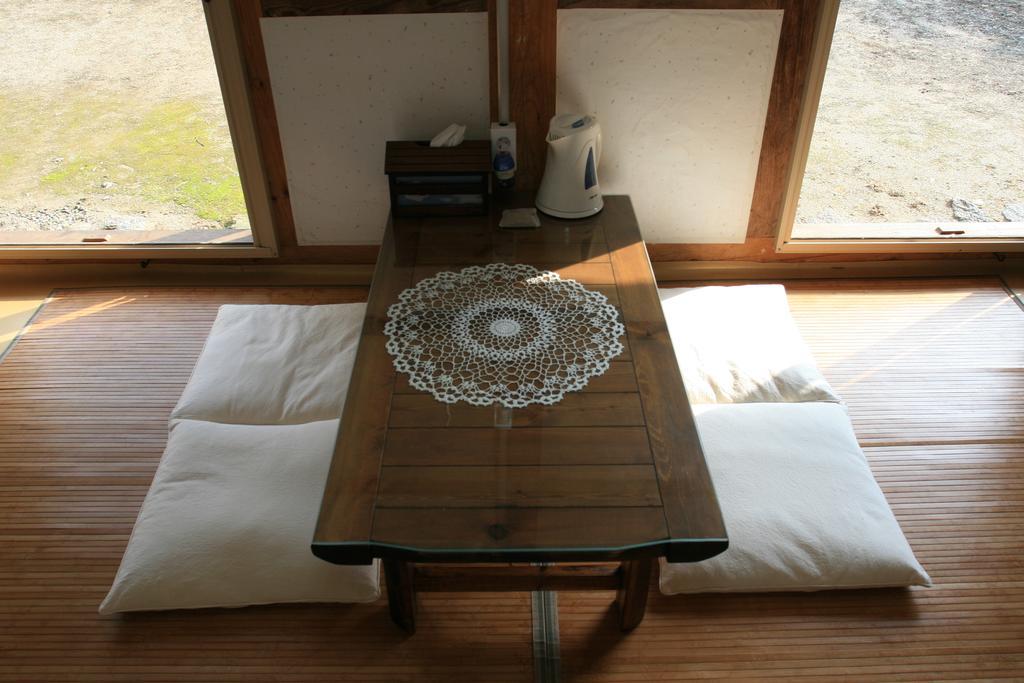 Jinrae Lee'S Traditional House Poszong Kültér fotó