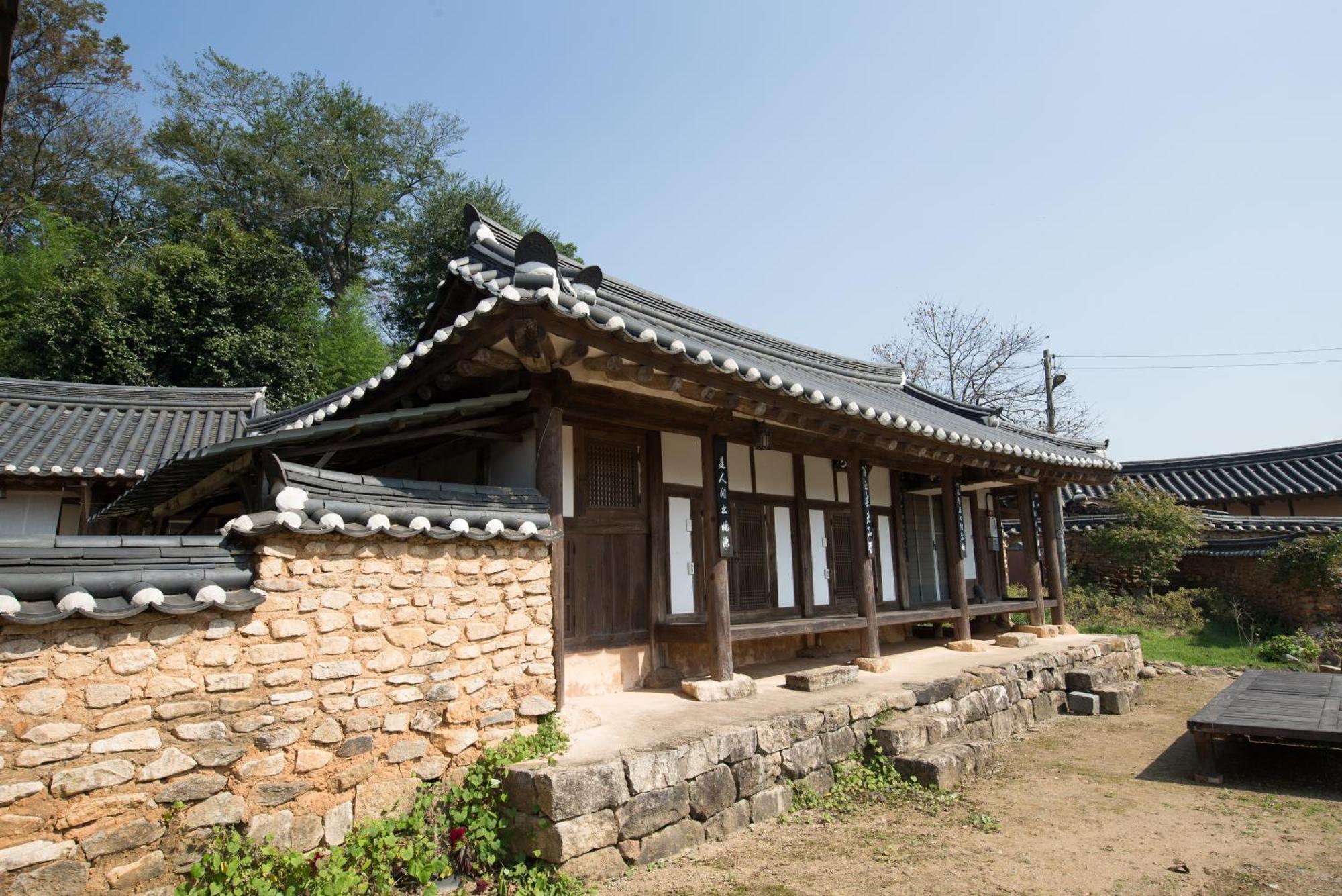 Jinrae Lee'S Traditional House Poszong Kültér fotó